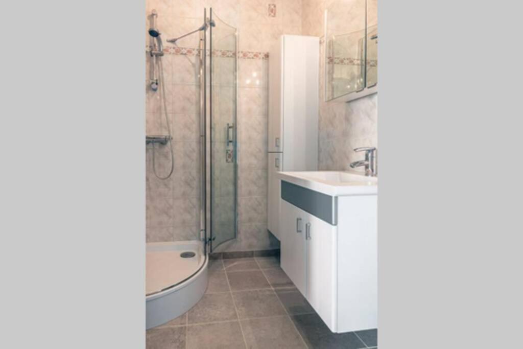 Appartment With Frontal Sea View With 3 Bedrooms Coxyde Extérieur photo